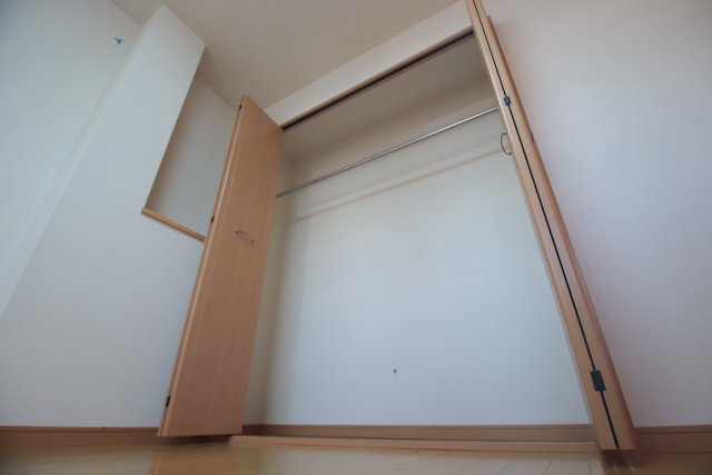 収納　同建物内別室の参考写真です。※現況優先