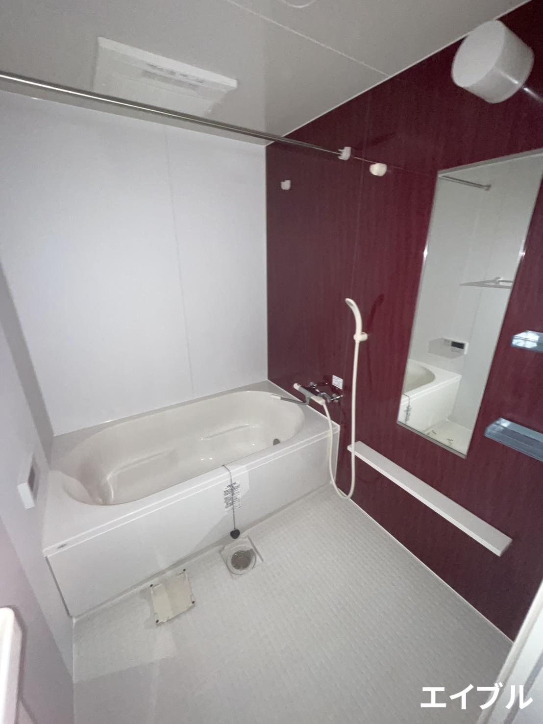 バス・シャワールーム　同タイプの別のお部屋の写真です。