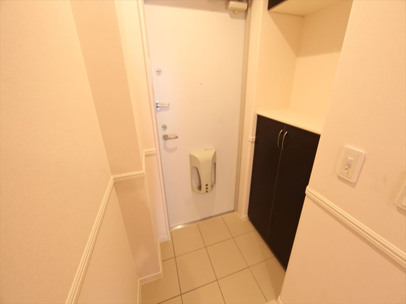 玄関　イメージ　玄関　シューズボックス