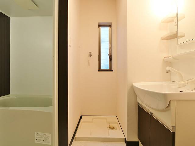 洗面設備　独立洗面台あります