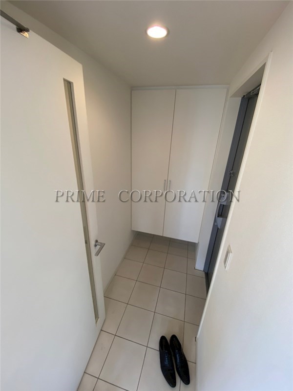 玄関　※参考写真※