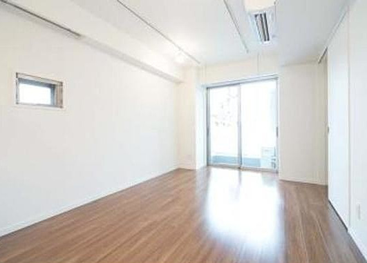 居室・リビング　※別部屋の参考写真です。