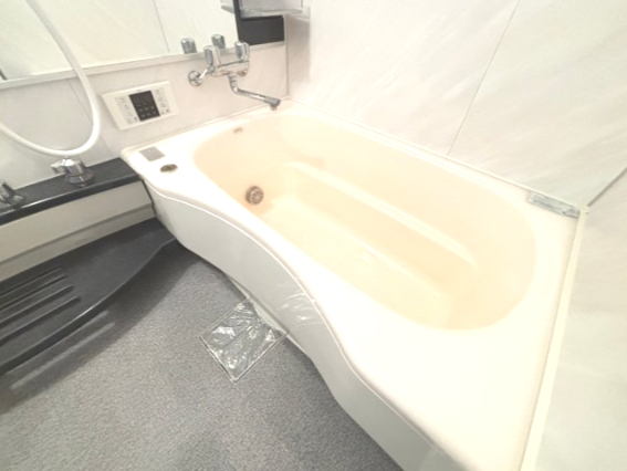 バス・シャワールーム　詳細は、RISUMO江坂本店までお問合せください♪