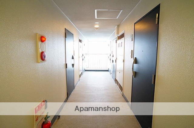 小学校　横浜市立太田小学校（小学校）まで351m