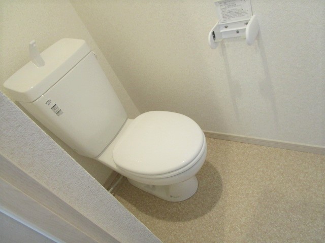 トイレ　★別号室のお写真となります★