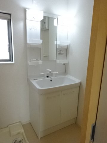 洗面設備　洗面所です