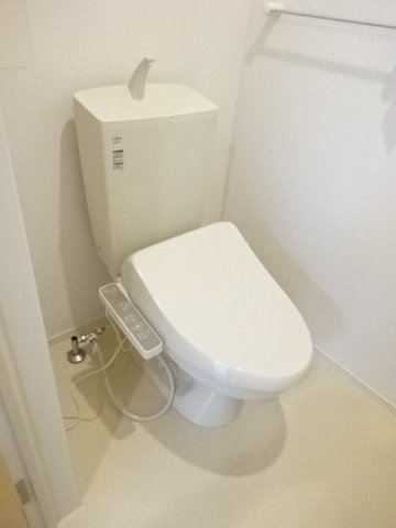 トイレ　シンプルで使いやすいトイレです