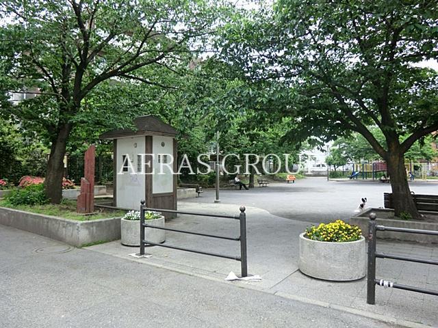 公園　さくら通り三丁目公園（公園）まで40m