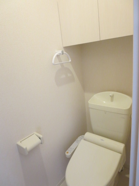 トイレ　１０２号室の写真を利用