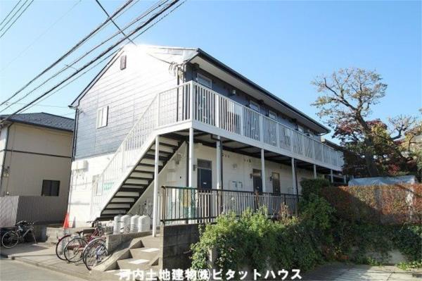 建物外観　ロイヤルハイツサカエ