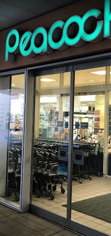 スーパー　ピーコックストア文京グリーンコート店（スーパー）まで574m