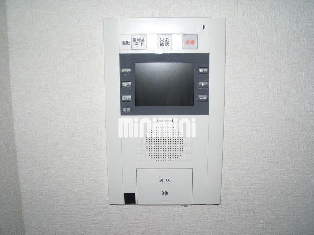 セキュリティ　テレビ付きモニターホンでセキュリティーも安心ですね