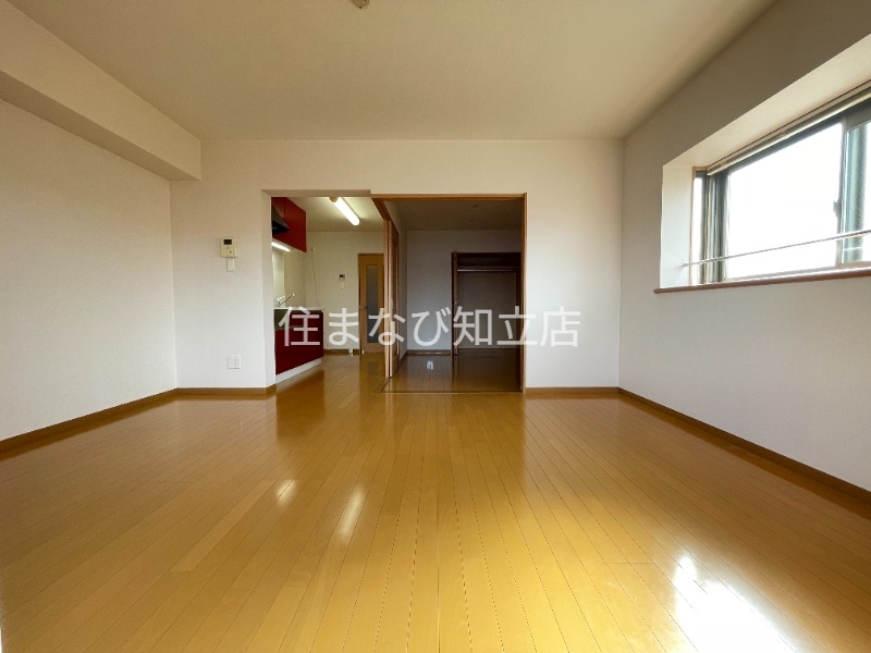 居室・リビング　同型別部屋写真