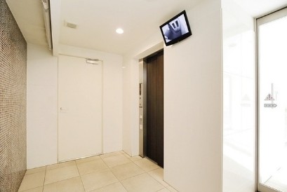 セキュリティ　☆エレベーター内部も防犯カメラあり☆