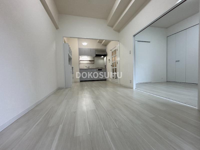 居室・リビング　無駄のない美しさと、暮らしやすさを追求したこだわりの住空間。