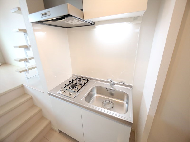 キッチン　システムキッチン（ガス2口コンロ付）