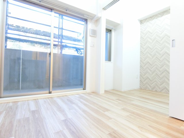 居室・リビング　詳細は、RISUMO江坂本店→06-6155-7137まで♪