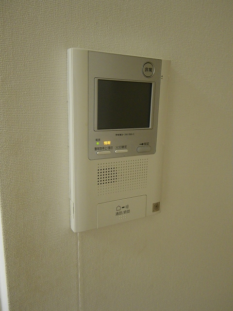 セキュリティ　来訪者が確認できる女性に安心の「TVモニターホン」