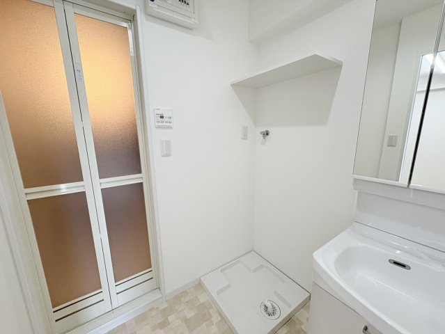 洗面設備　参考写真になりますのでご承知おき下さい。