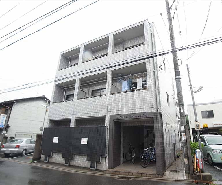 建物外観　京都大学や京都造形大学の学生さんにオススメです。