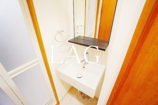 洗面設備　洗面台です。