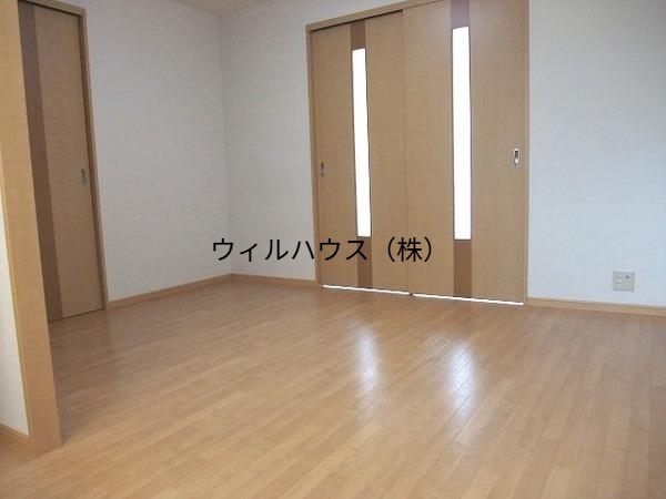 居室・リビング　フローリング！