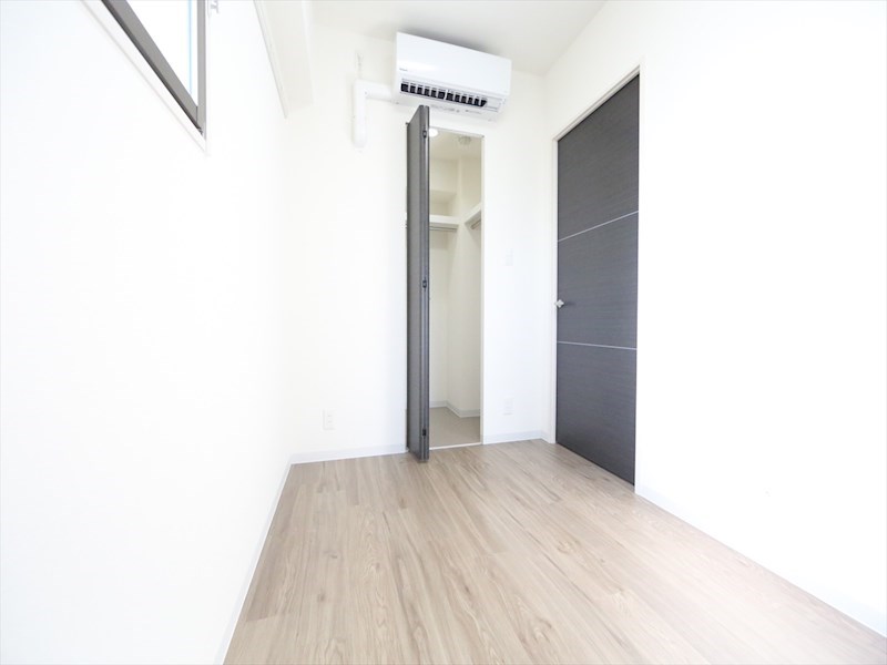 その他部屋・スペース　洋室4帖　ウォークインクローゼット付（収納充実してます）