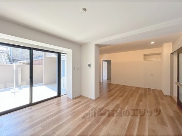 居室・リビング　リビング