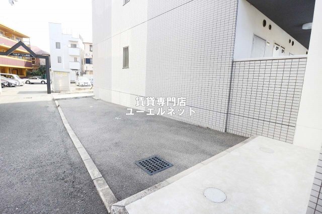 駐車場　敷地内駐車場あり◎