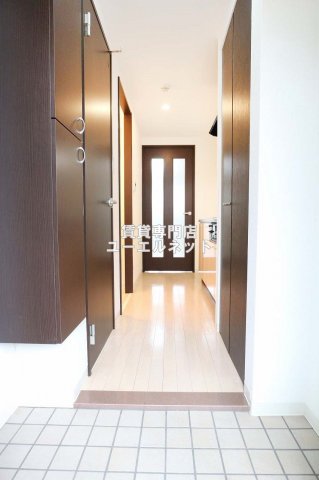 玄関　住まいの顔ともなる玄関