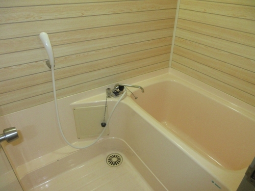 バス・シャワールーム　日々の疲れを癒すお風呂付です
