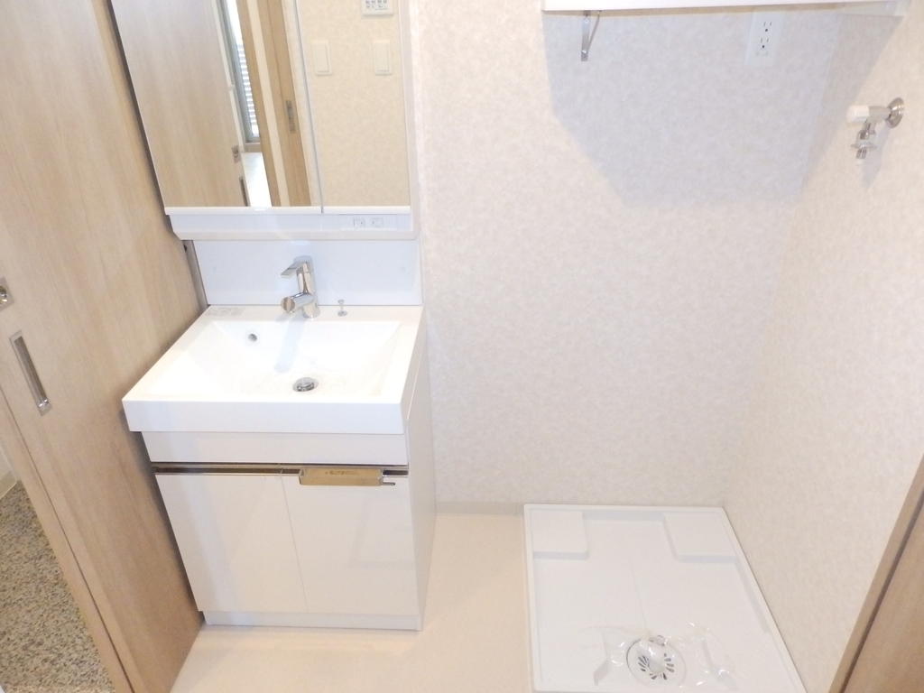 洗面設備　室内洗濯機置場