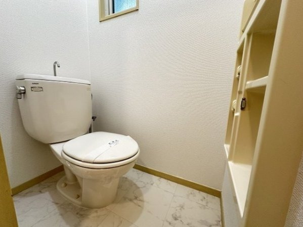 トイレ　類似です