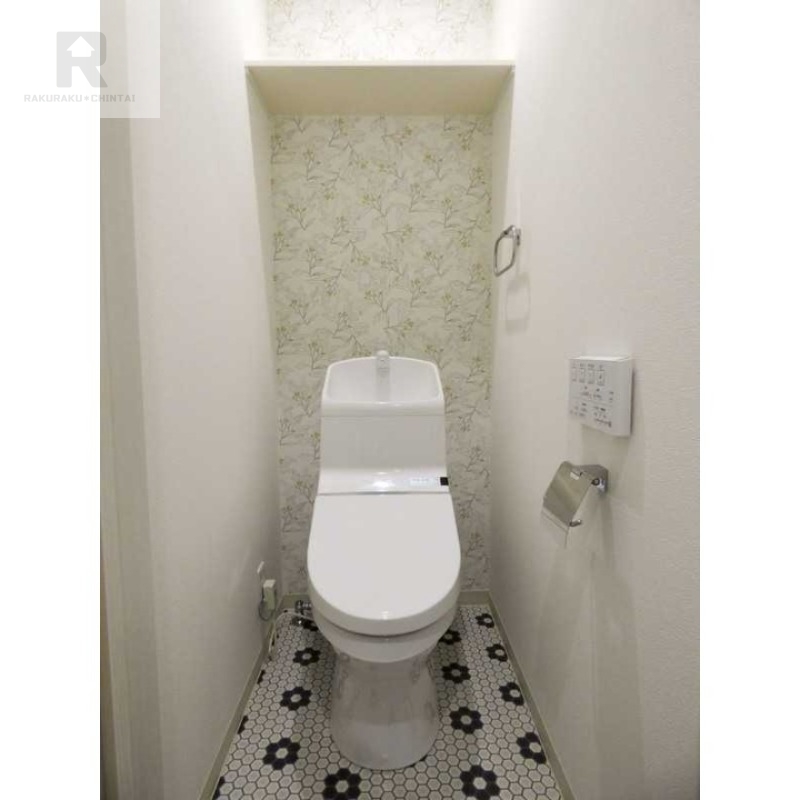 トイレ　同物件別部屋写真