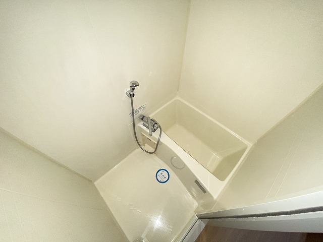 バス・シャワールーム　お風呂です