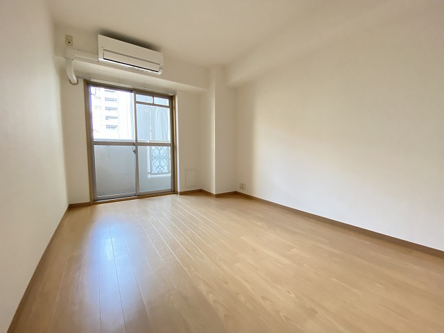 居室・リビング　ゆったり過ごせる居間です