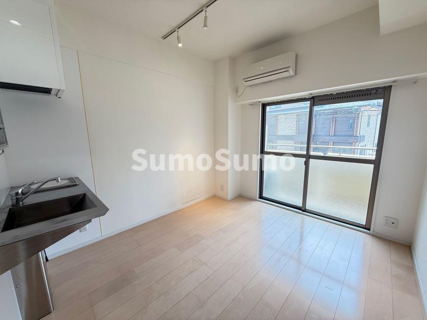 居室・リビング　ゆったりとした居間です