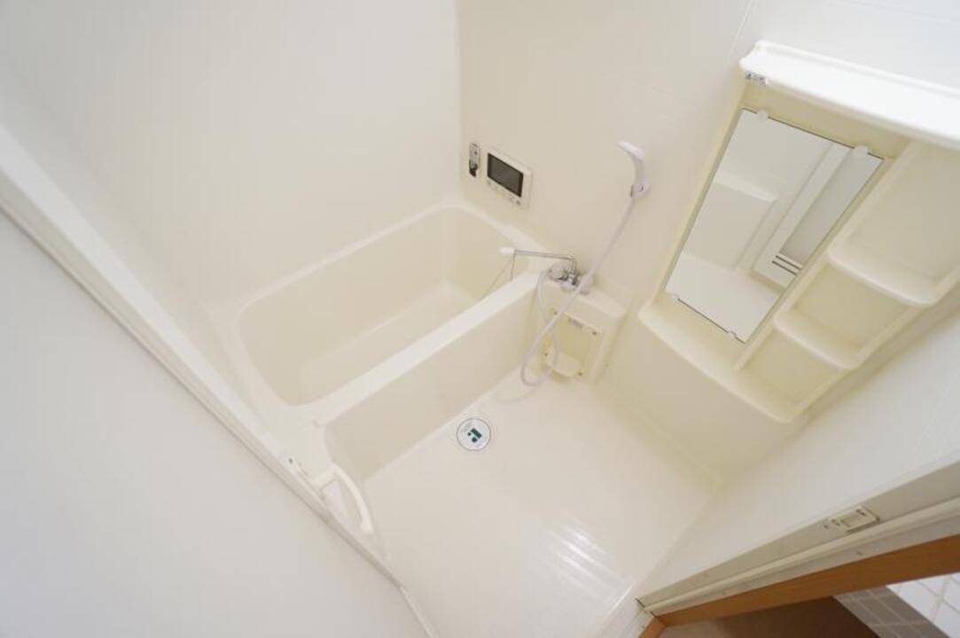 バス・シャワールーム　浴室