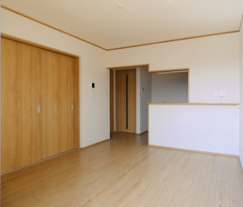 居室・リビング　図面と現状に相違がある場合には現状を優先