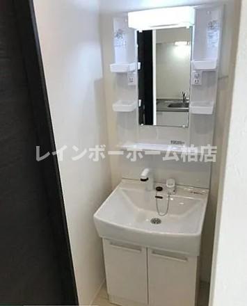 洗面設備　スペースが確保できる洗面所です