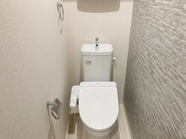 トイレ　フジパレス針中野湯里