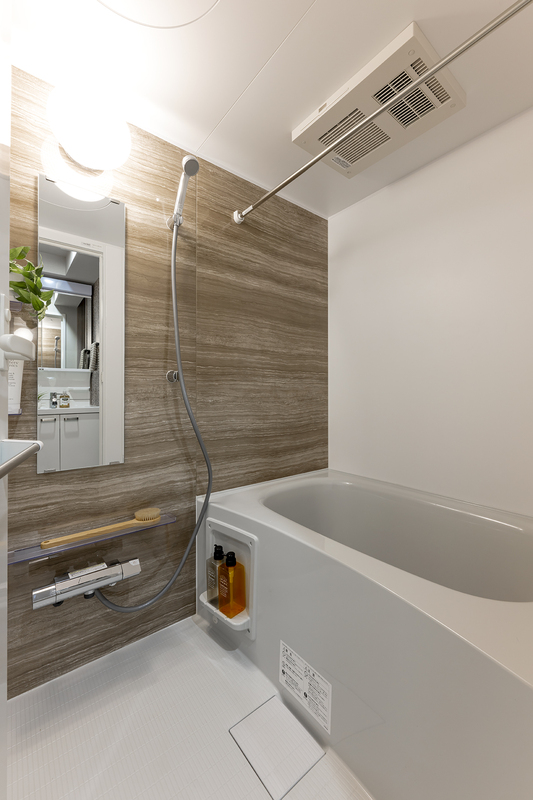 バス・シャワールーム　浴室暖房乾燥機付きバスルーム※家具は含まない