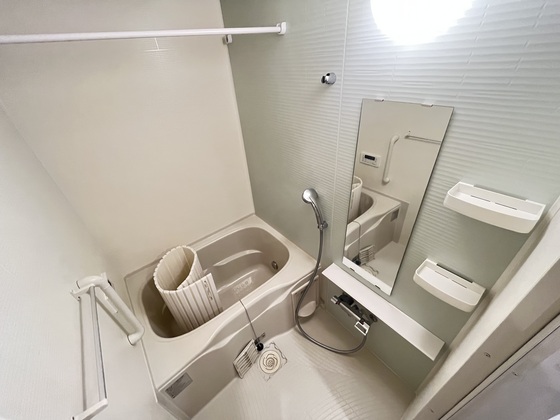 バス・シャワールーム　※別部屋の写真です