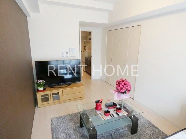 居室・リビング　洋室7.14帖（家具家電付です）