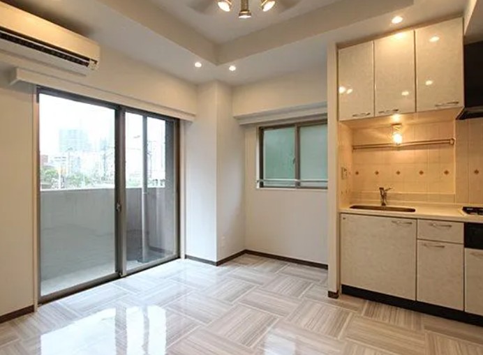 居室・リビング　☆明るい洋室☆