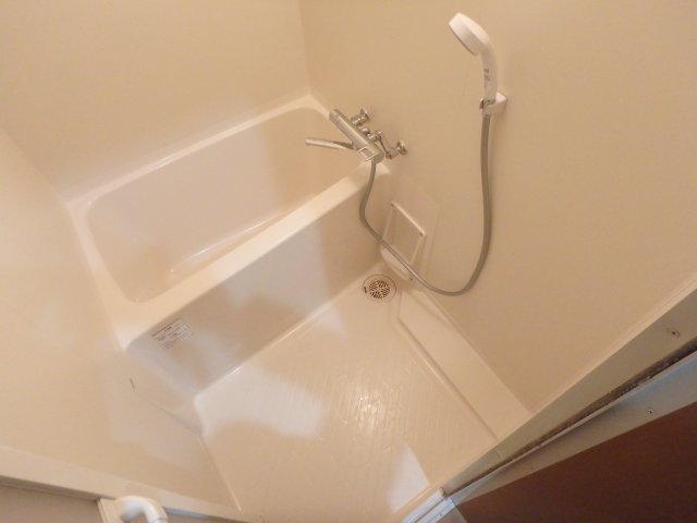 バス・シャワールーム　お風呂で日々の疲れを落としましょう