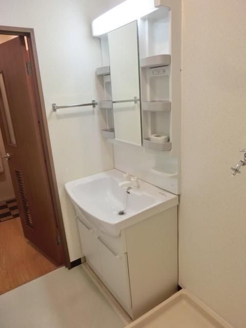 洗面設備　独立洗面台