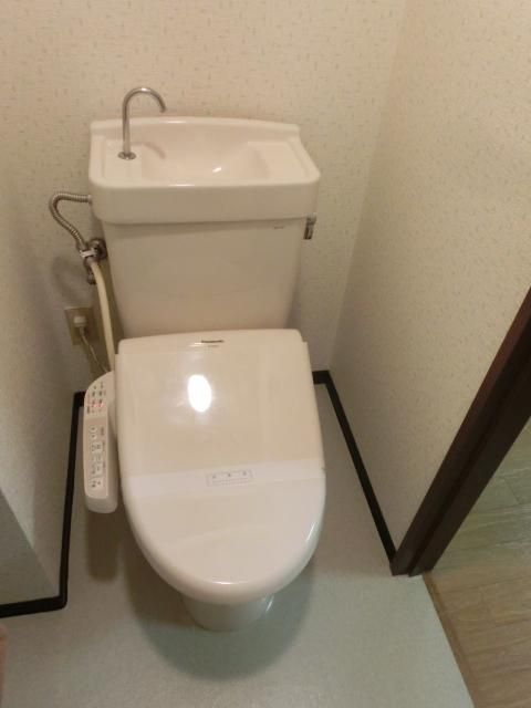 トイレ　広いトイレ