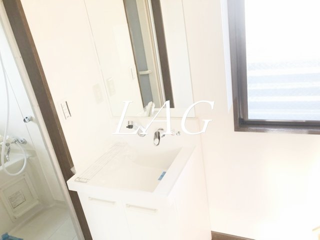 洗面設備　洗面台です。