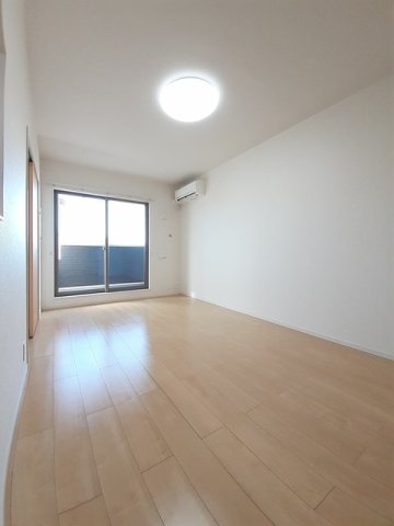 居室・リビング　使いやすいリビングです